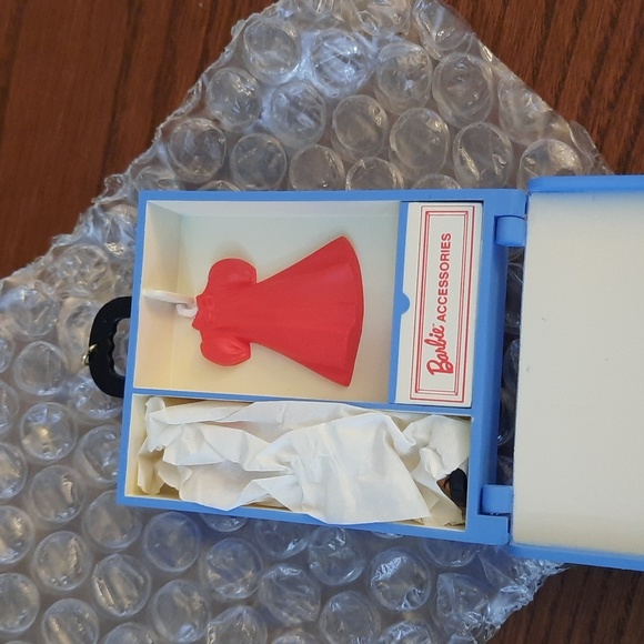 UNUSED. 2000 Hallmark BARBIE Silken Flame Set of 2 Ornaments - Picture 4 of 11